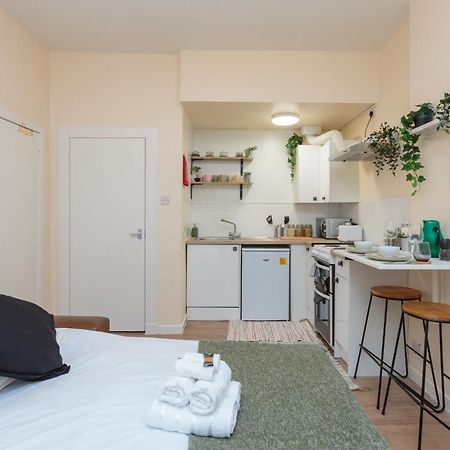 Appartamento Cosy 1 Bed Flat Near City Centre Edimburgo Esterno foto